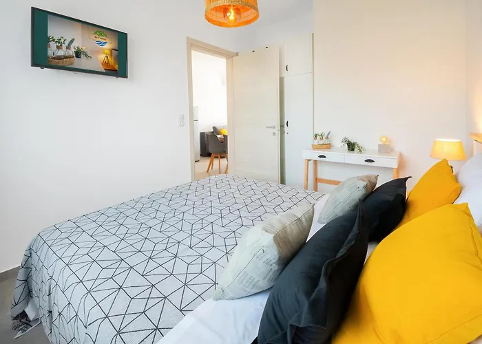 Zefyros Apartments